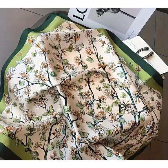 Botanical Satin Scarf Beige-Green Square Silk Feel Head Wrap 27" NWT - Picture 3 of 5